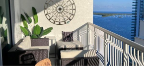 Miami Best Location - Boho Brickell-Spectacular Views-Walk, Wi-Fi, Water